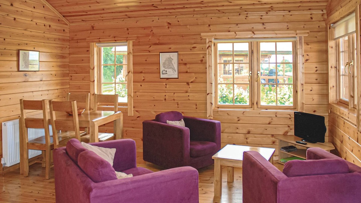 Ryther Ski Chalet | 2 bedroom accommodation in Stillingfleet, York