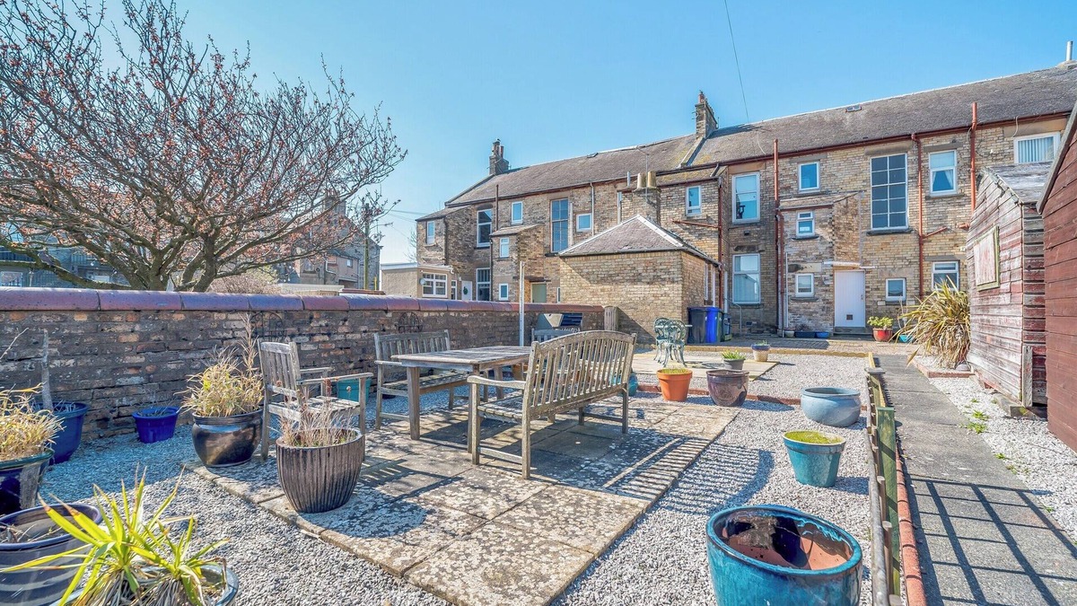 Troon Cottage | 2 bedroom accommodation in TROON