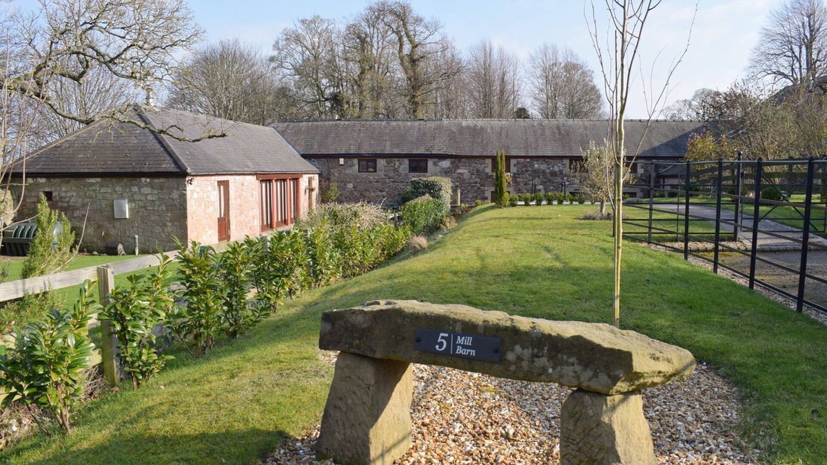 Wooler Cottage | 2 bedroom accommodation in Milfield, near Wooler