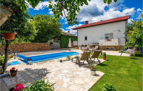 Sarsoni Apartment | 2 Bedroom Amazing Apartment In Drazice
