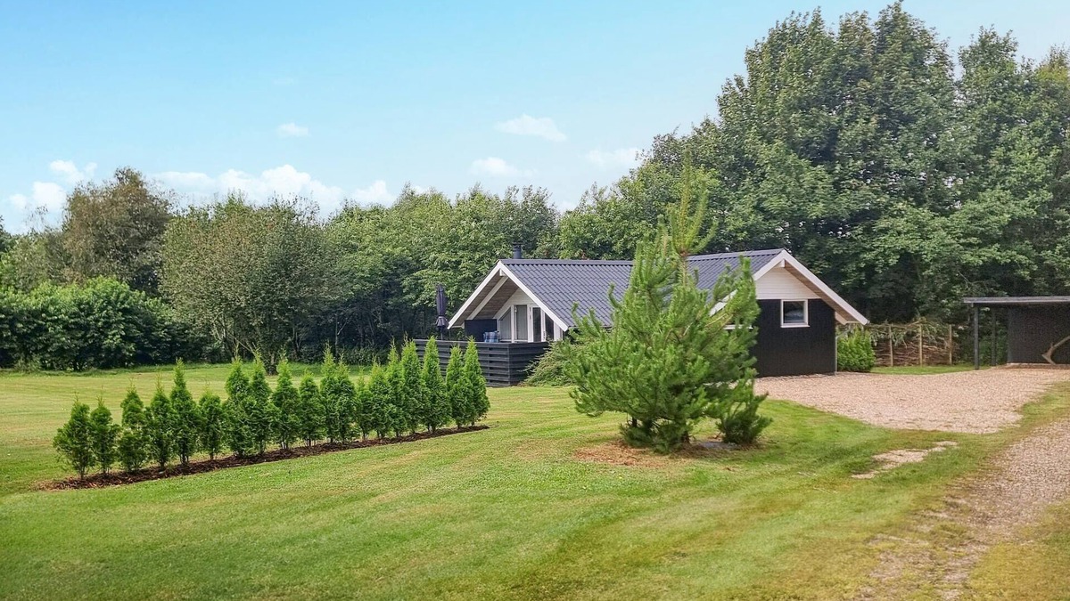 Jegum House | 2 bedroom amazing home in Oksbøl