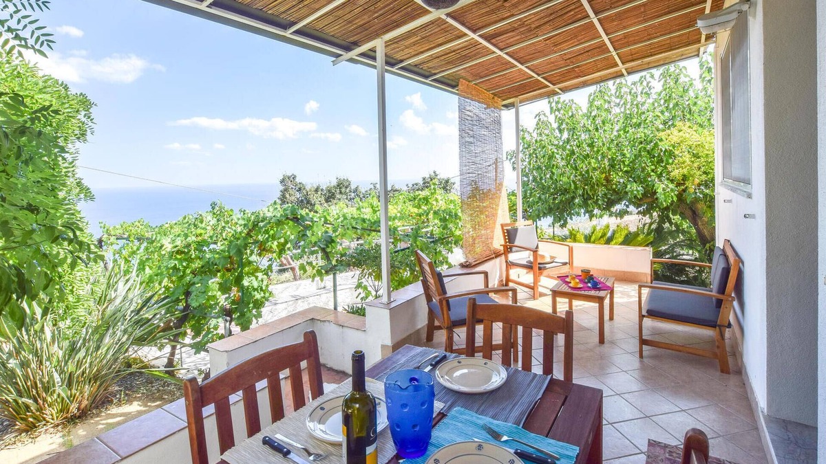 Copanello House | 2 bedroom amazing home in Staletti
