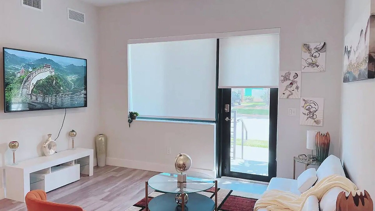 West Palm Beach Apartment | 2-bedroom apartment just 12 minutes to Port of Palm Beach