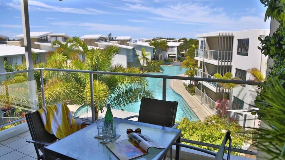 Marcoola Apartment | 2 BEDROOM APARTMENT Level 1 & 2