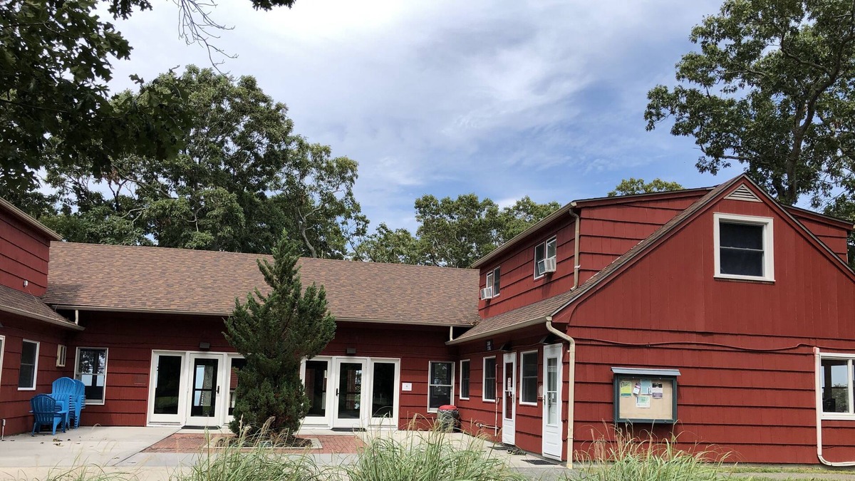 Wading River RV Rental | 2 Bedroom Apartment with Access to LI Sound