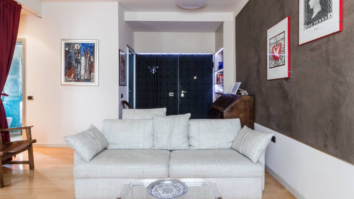 Zona Solari Apartment | 2 bedroom apartment in milan