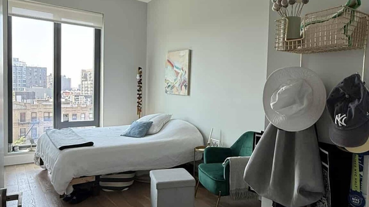 Park Slope Apartment | 2-bedroom apartment in brilliant Brooklyn with AC, fitness room