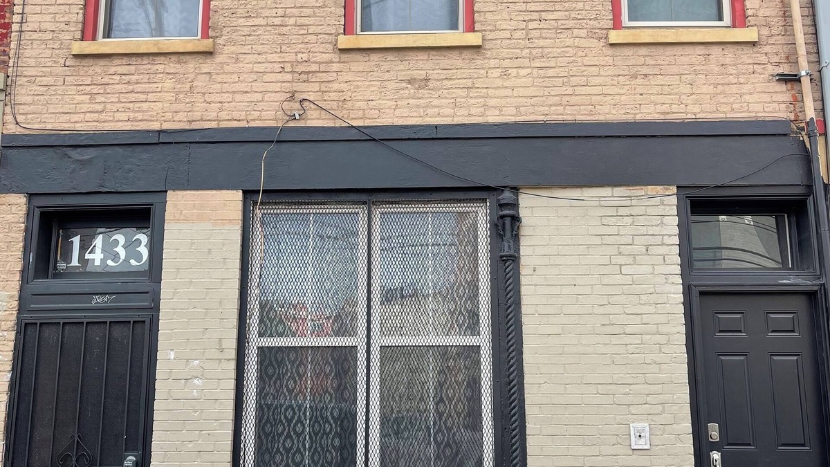 Cincinnati Apartment | 2-bedroom apartment in superb OTR with AC, WiFi and a spacious open layout.