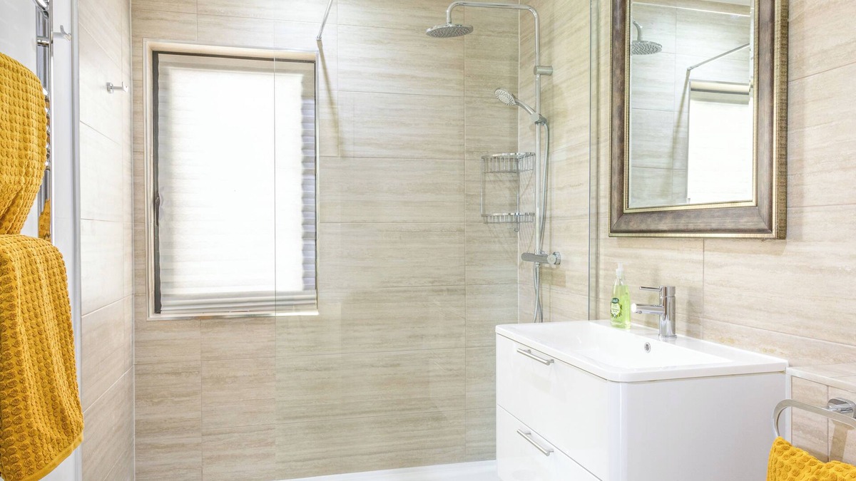 Cobbs Cross House | 2 Bedroom Apt with private pool close to the beach's, and Nelsons Dockyard