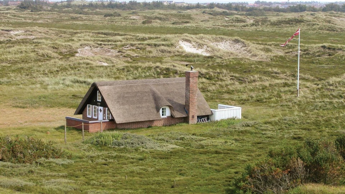 Nørre Lyngvig House | 2 bedroom awesome home in Ringkøbing