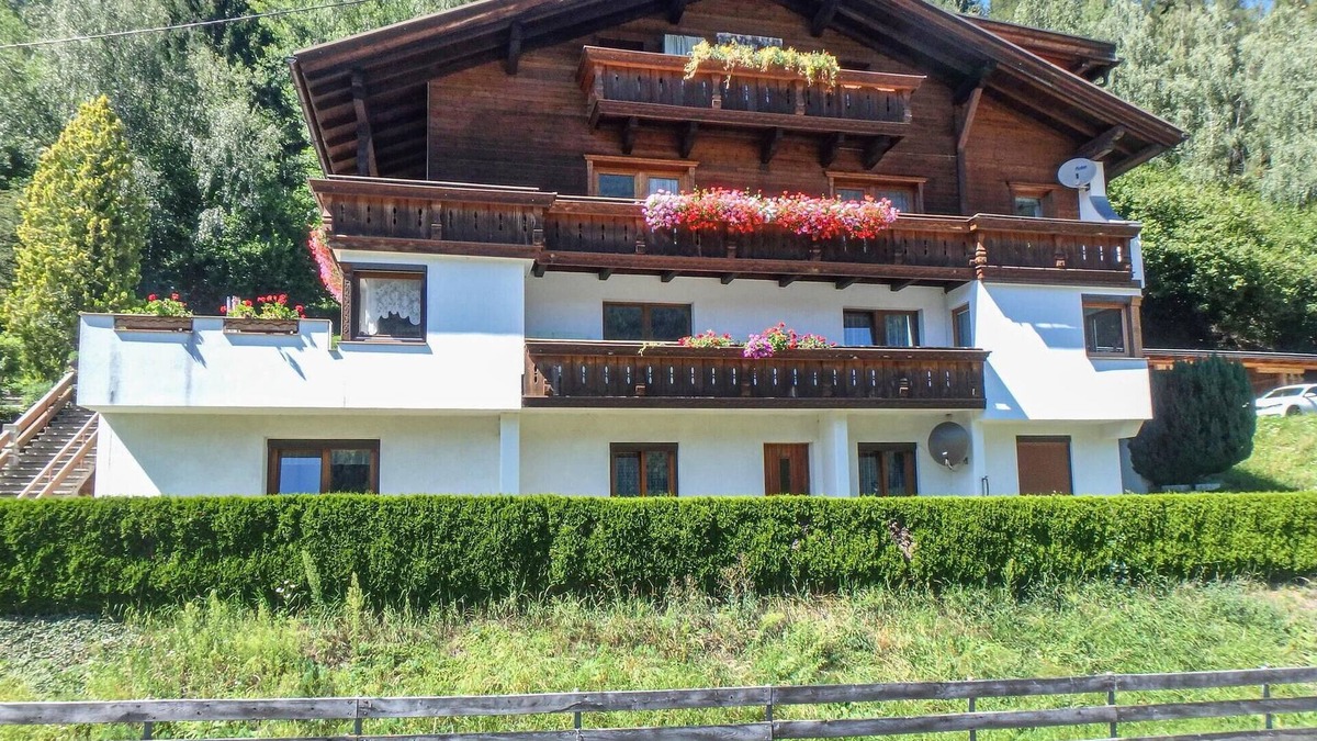 Wenns Apartment | 2 bedroom beautiful apartment in Wenns