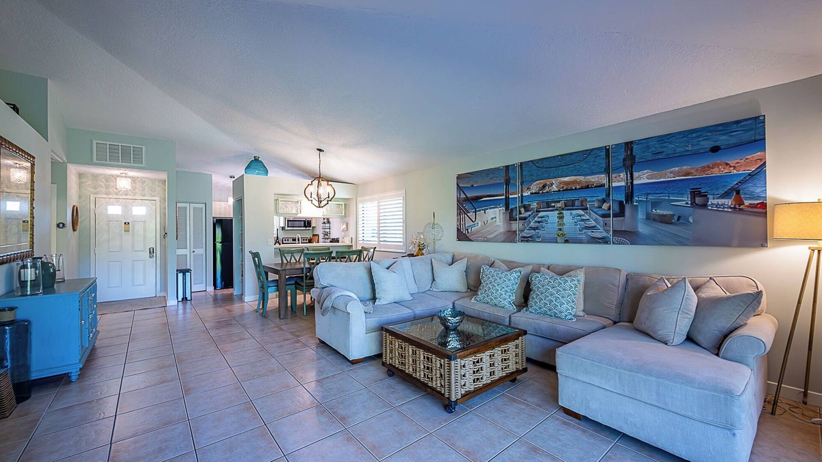 Palm Beach Gardens Cottage | 2-bedroom cottage just a 14-minute walk to PGA National