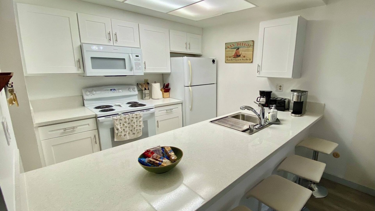 Grantville Condo | 2-Bedroom Condo - close to all!