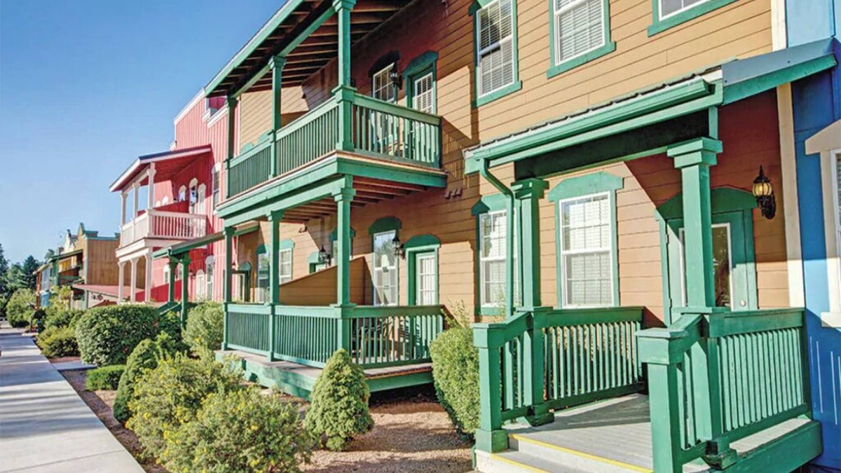 Heber Condo | 2 Bedroom Condo w/Kitchen at Old West Style Bison Ranch Resort!