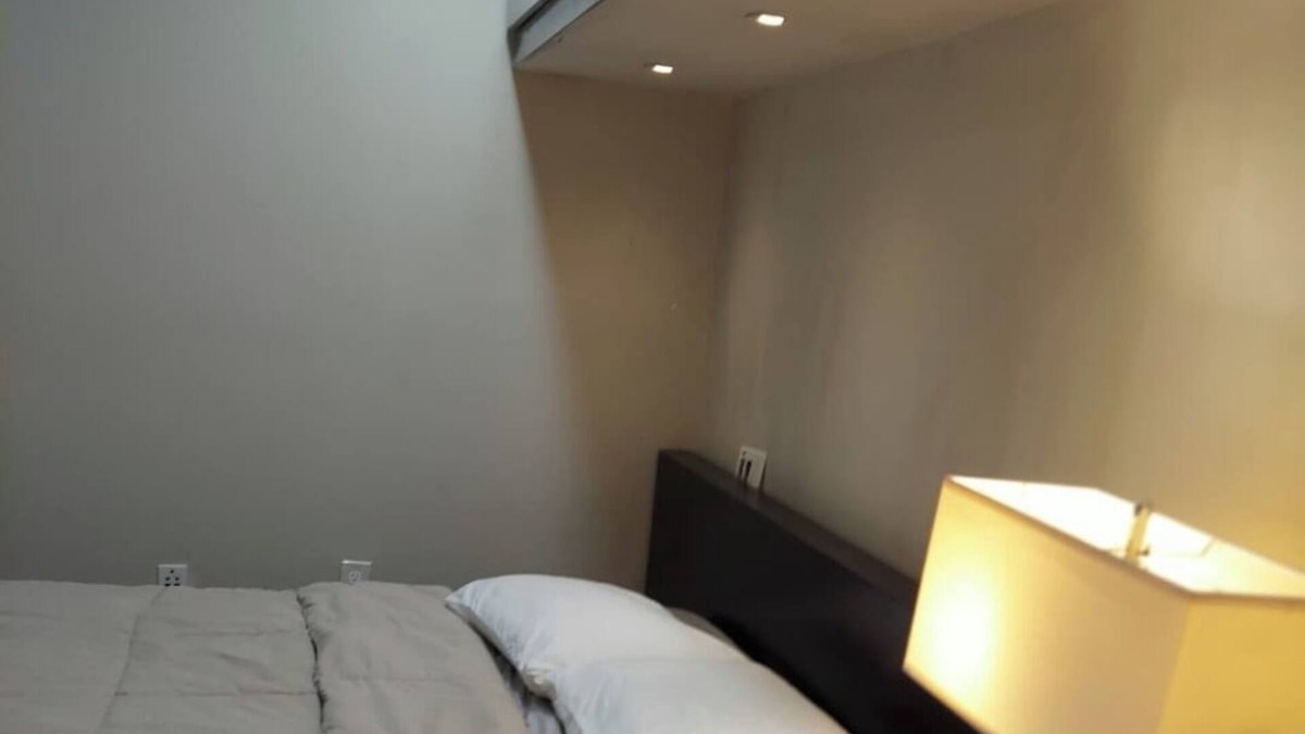 Washington - Guadalupe Condo | 2-bedroom condo with WiFi, AC