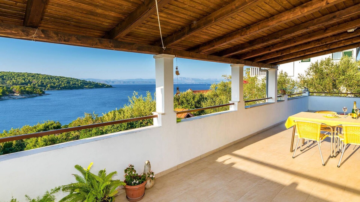 Necujam Apartment | 2 bedroom cozy apartment in Necujam