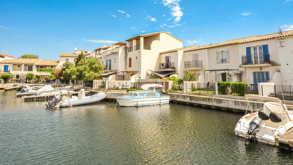 Aigues-Mortes House | 2 bedroom cozy home in Aigues-Mortes