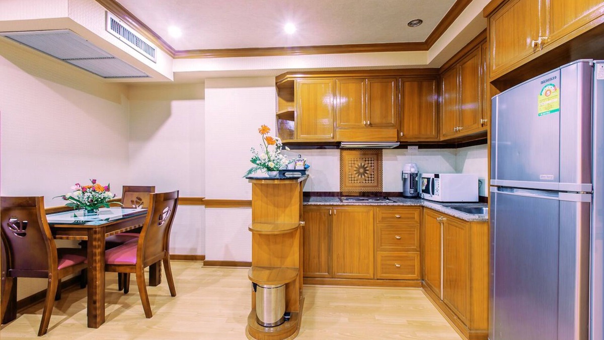 Wattana Apartment | 2 Bedroom Family Suite in Bangkok City Center BEST FOR LONGTERM STAY