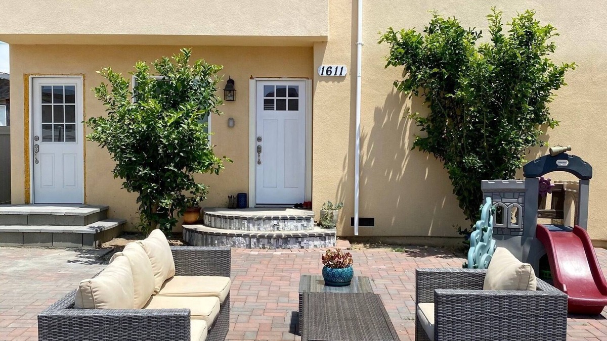 Harbor Gateway South House | 2 Bedroom family vacation house (Brand new built)