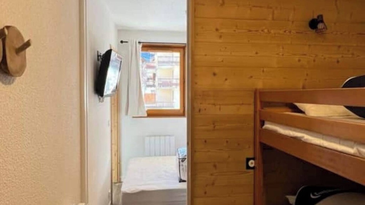 Saint-Sorlin-d'Arves Apartment | 2 bedroom apartment in saint-sorlin-d'arves