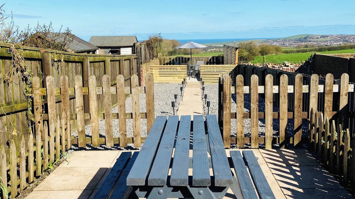 Saltburn-by-the-Sea Cottage | 2 bedroom accommodation in Lingdale, near Saltburn-by-the-Sea