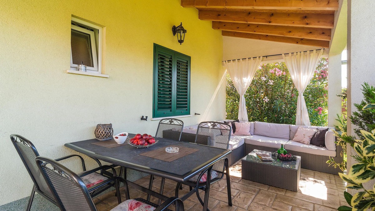 Vranjic House | 2 bedroom gorgeous home in Split