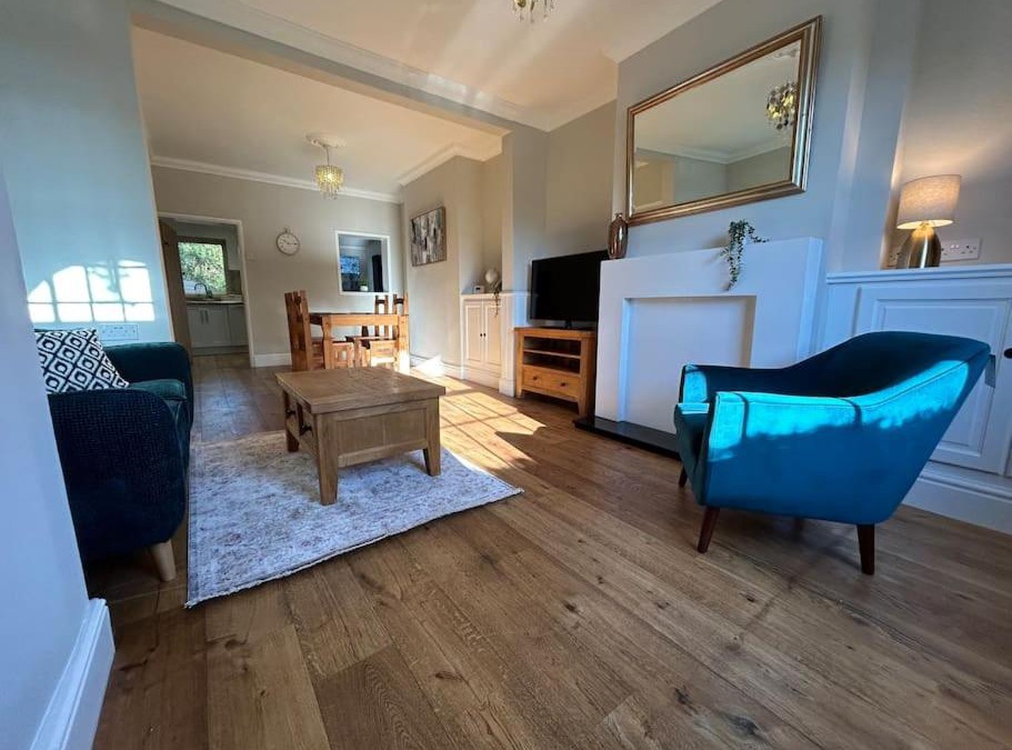 Nantwich House | 2 Bedroom Home Full Of Character