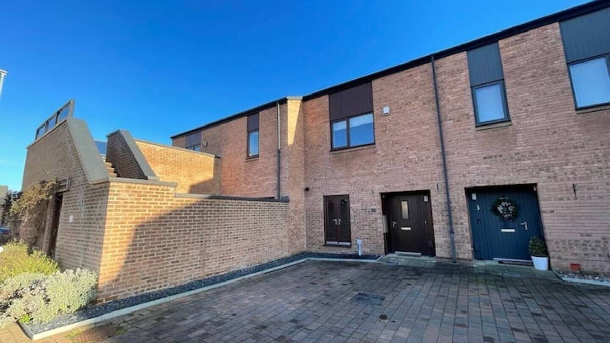 Stockton-on-Tees House | 2 Bedroom House with Garden next to the River Tees