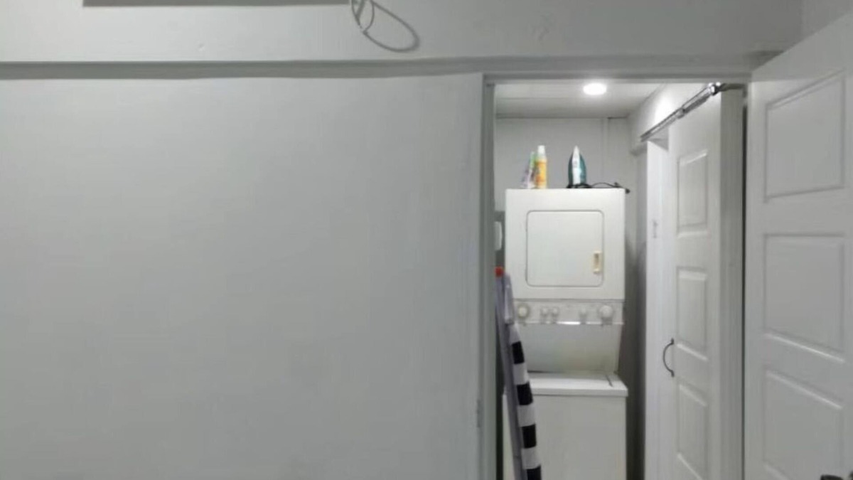 Woodbrook House | 2-bedroom house in awesome POS walking distance to everything -WiFi, AC included