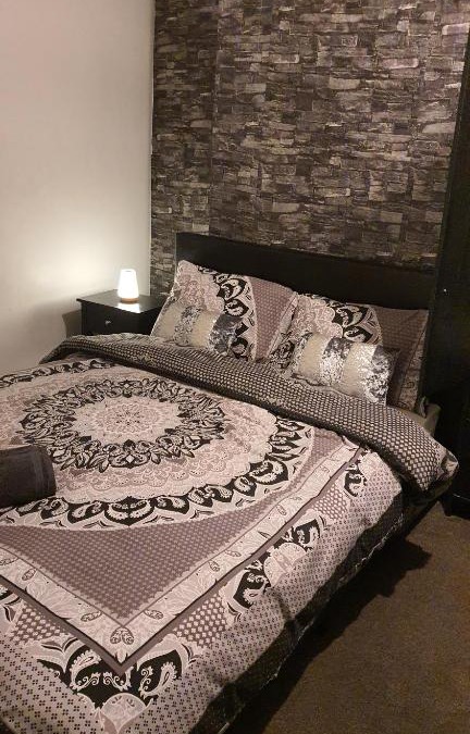 Tunstall Apartment | 2 bedroom house, Tunstall, Stoke-on-Trent.