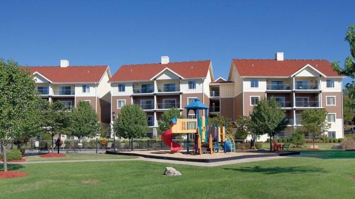 Table Rock Resort | 2 Bedroom LockOff Suite at Mountain Vista in Branson, Missouri!