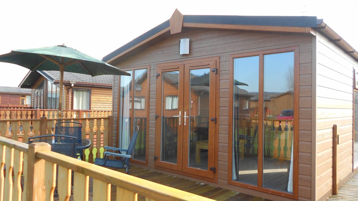 South Lakeland Leisure Village Cabin | 2 Bedroom lodge with leisure facilities, ideal for families, pets considered