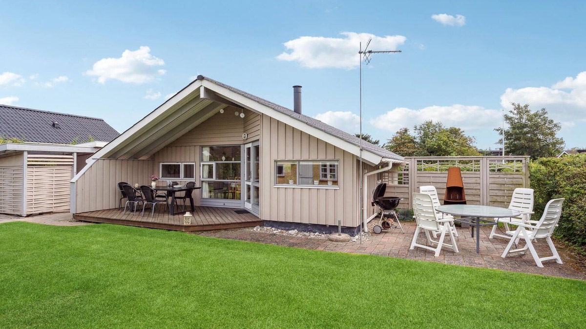 Hasmark Strand House | 2 bedroom lovely home in Otterup