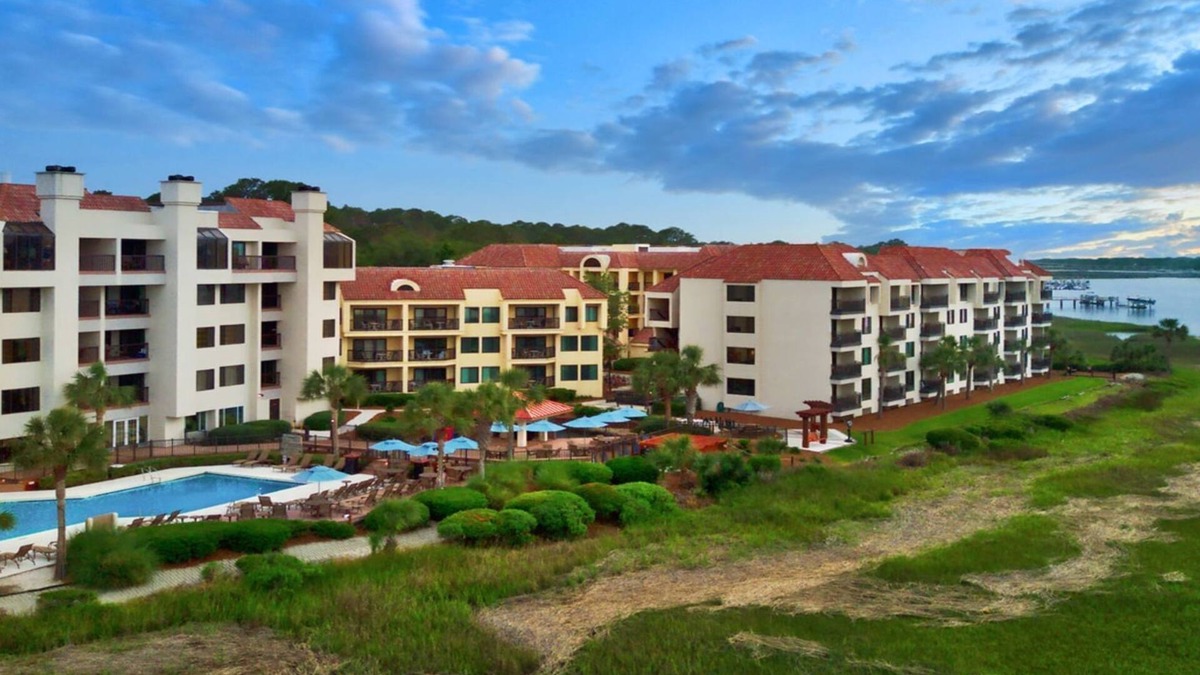 Palmetto Dunes Resort | 2 Bedroom - Marriott's Harbour Point and Sunset Pointe at Shelter Cove - Full Resort Access