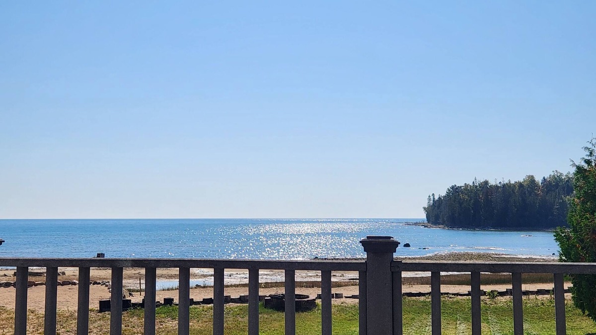 De Tour Village House | 2-bedroom, office, and den - Beachfront Lake Huron home