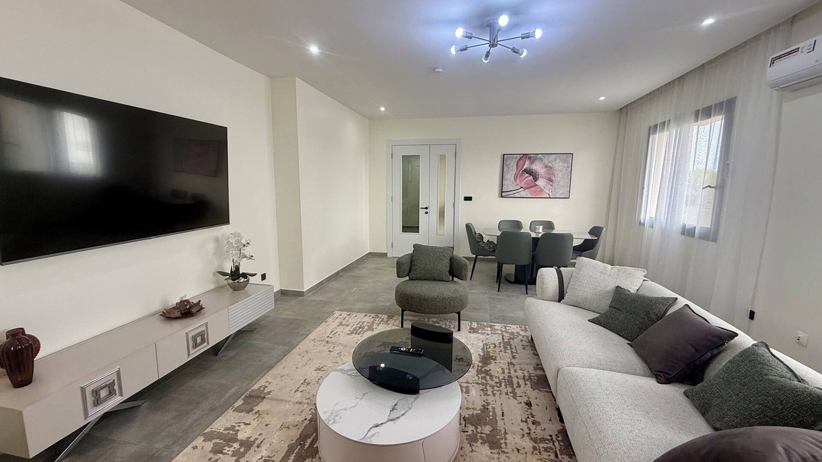 Dakar Apartment | 2-bedroom plus apartment in center of Dakar with Pool, fitness room, AC, WiFi