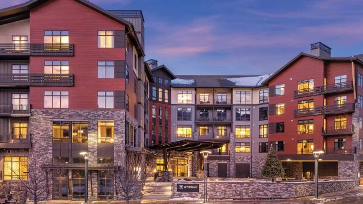 Avon Villa | 2 Bedroom Presidential Beaver Creek @ Wyndham/Avon, nearby Vail and Breckinridge