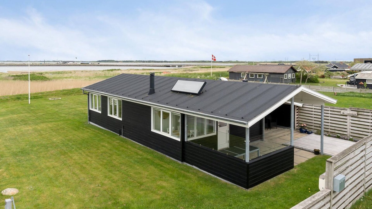 Vinderup House | 2 bedroom stunning home in Vinderup