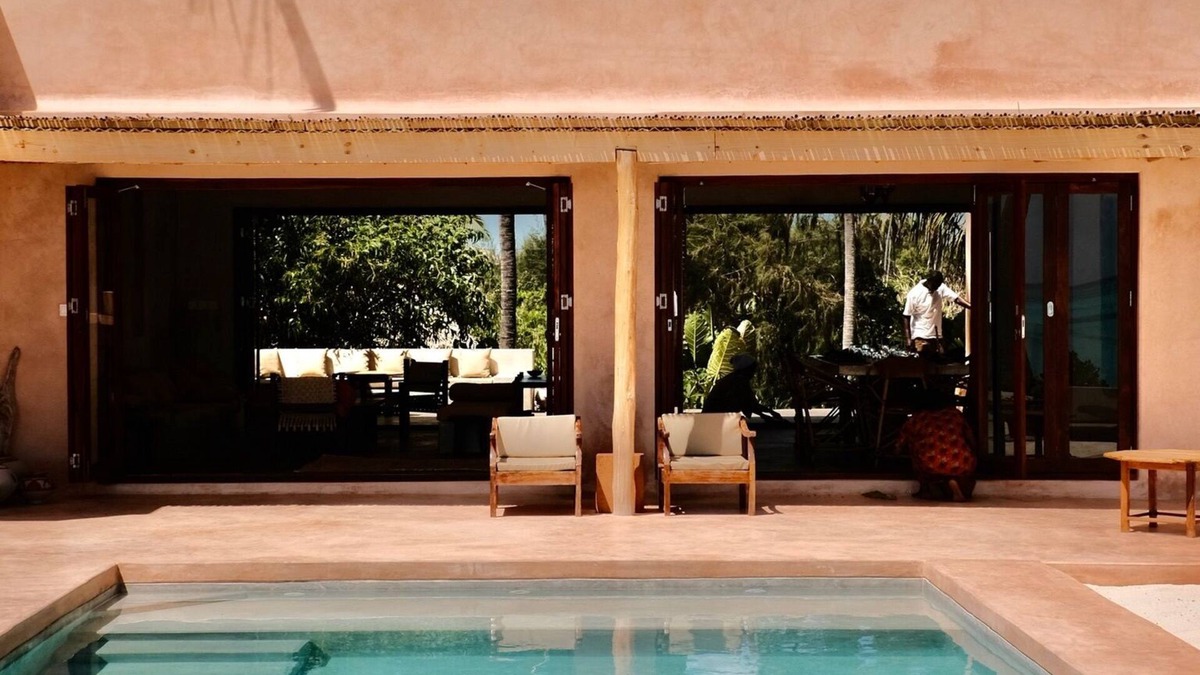 Jambiani Apartment | 2 Bedroom Suite - Private Beach Pool (Mikoko)