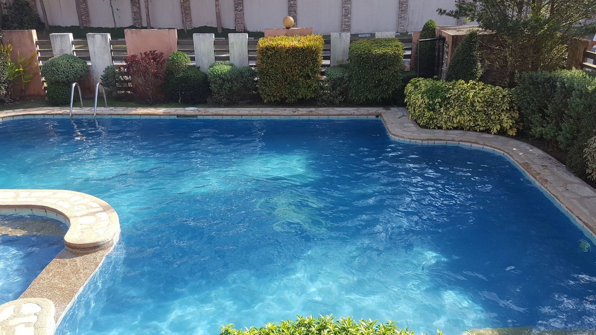 Canlubang Villa | 2 Bedroom Villa by AP at Tagaytay Hampton Villa