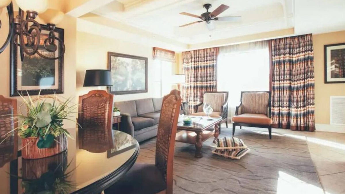 Florida Central Atlantic Coast Resort | 2 bedroom villa, sleeps 8. 5 minutes to the theme parks.