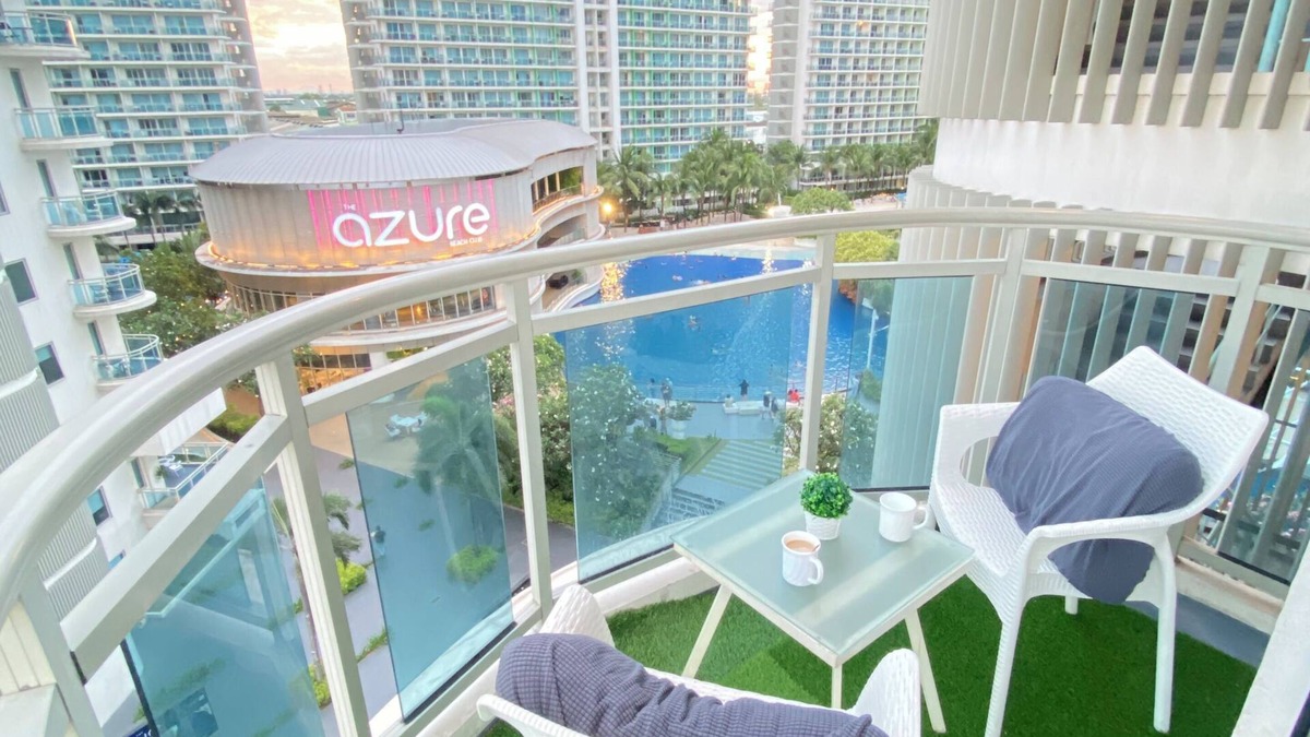 Taguig Condo | 2-BEDROOM WITH CITY AND BEACH VIEW BALCONY FREE BASEMENT PARKING! ✨🤩