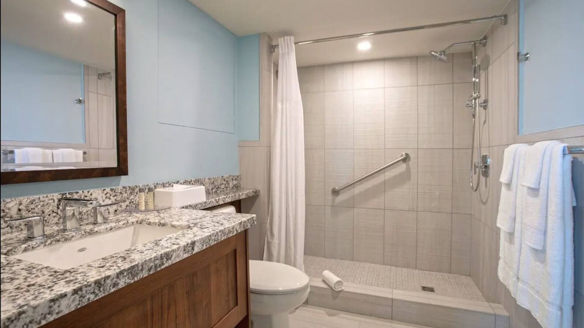 Simpson Bay Resort | 2 Bedroom with Ocean Views in St Maarten!