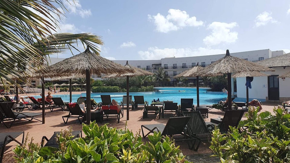 Santa Maria Apartment | 2 Bedrooms 2 Bathrooms Pool View Apartment
