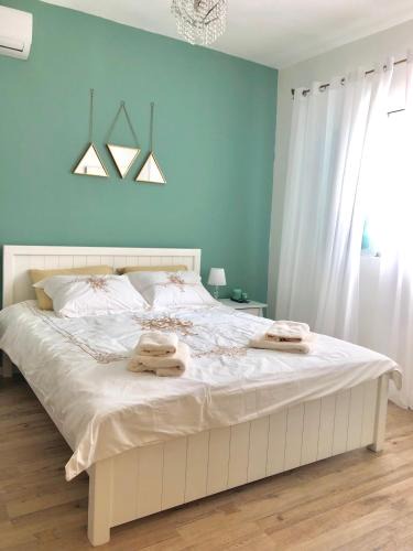 Bat Yam Apartment | 2 Bedrooms Apartment " Marcheliz " in Bat-yam
