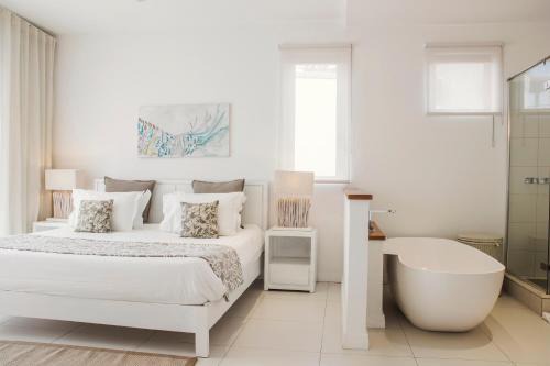 Black River Apartment | 2 bedrooms charming apartment, West Island Resort