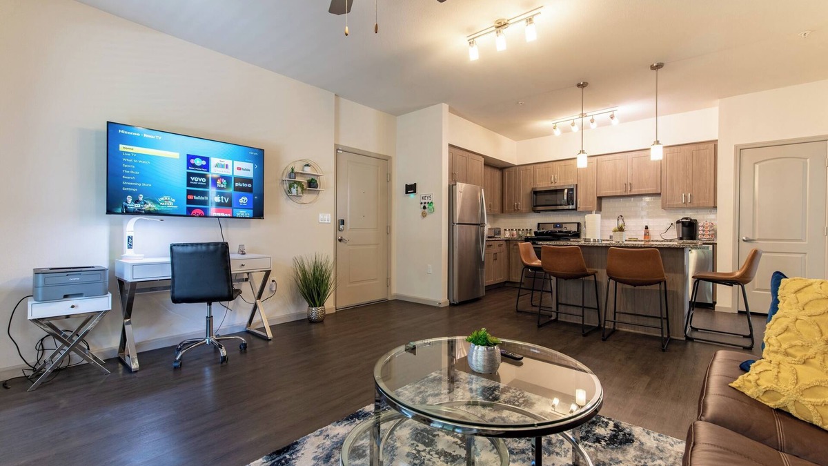 Camarillo Apartment | 2 Bedrooms ✦ King Beds ✦ Wi-Fi ✦ Pool ✦ Gym