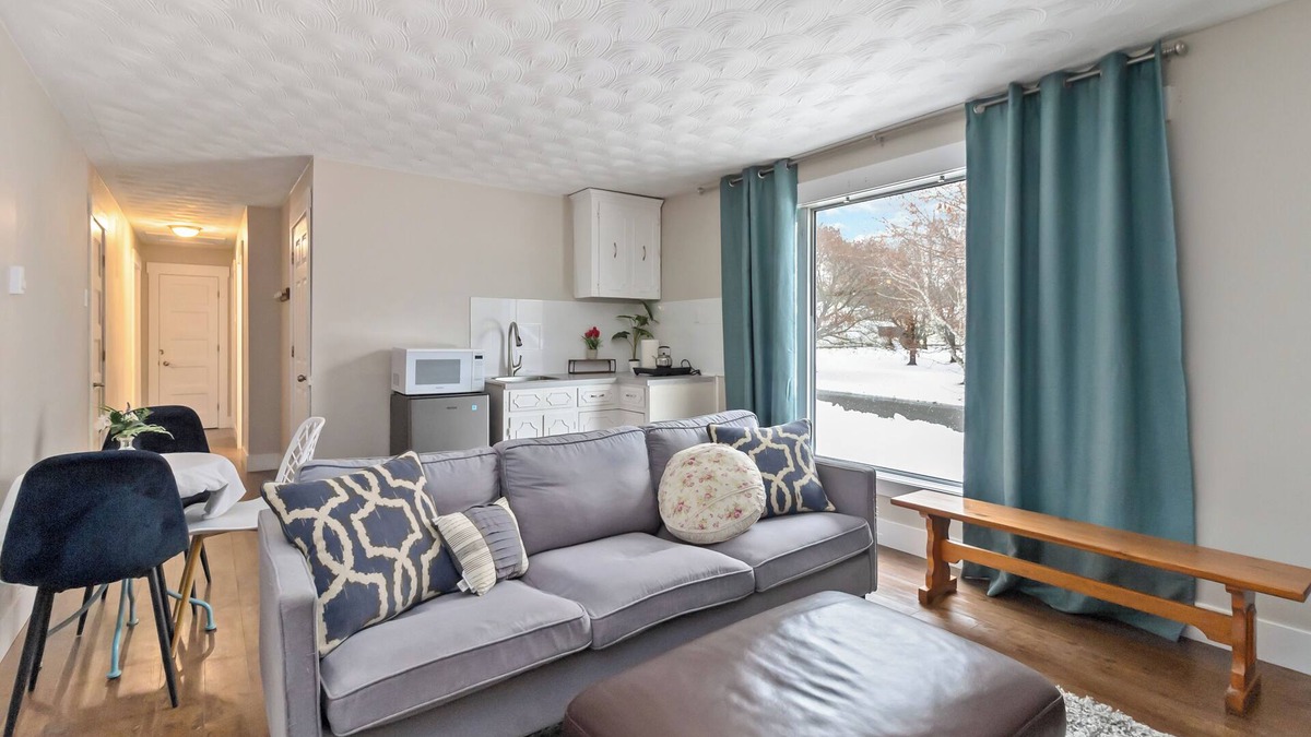 Dieppe Apartment | 2 Beds Cozy Home in a Calm Neighborhood