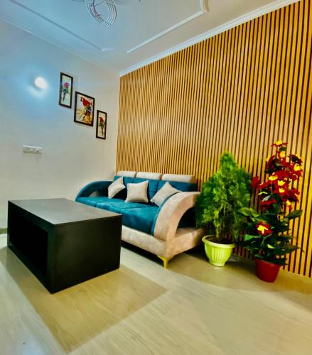 Jagatpura House | 2 Bhk apartment ,Solanki residency nearby airport