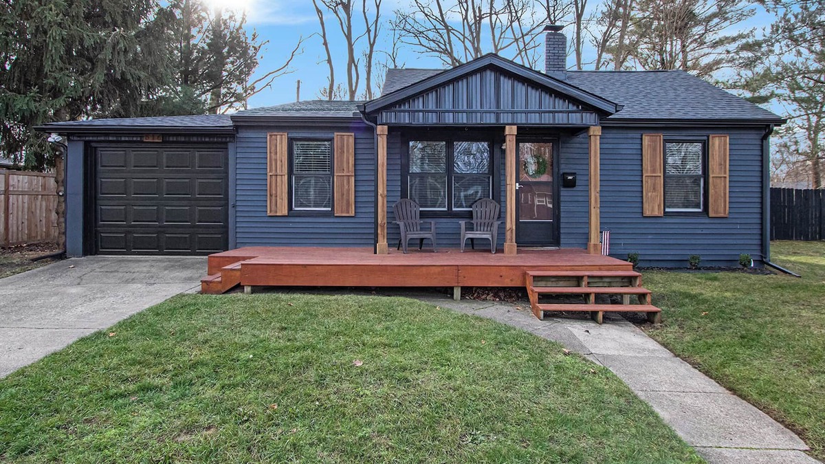 Harters Heights House | 2 blocks to Notre Dame Entrance & Eddy Commons!
